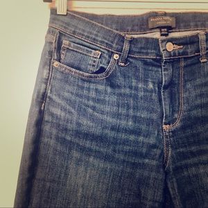 Banana Republic -  Straight Fit Jeans